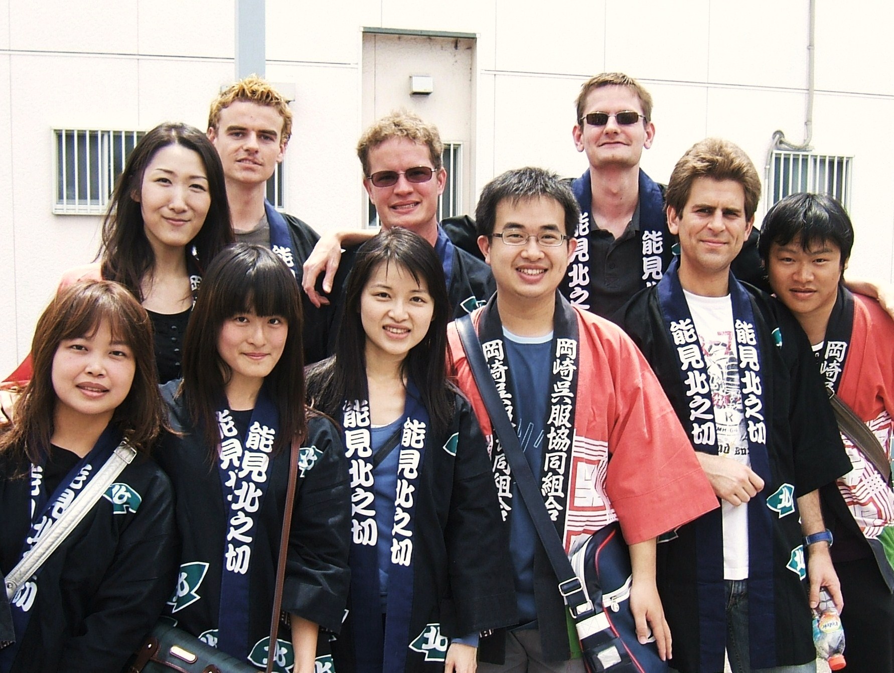 ������� �λ簡 �ʹ� �ʾ��׿� ^_^ ����� �Ұ��ص帱�Կ�