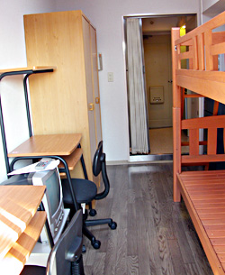 ���� ���